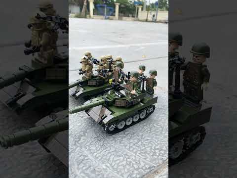 LEGO ARMY TANK: Attack Siren Head Monster invaded the village | Aliens vs S.W.A.T Squad #shorts