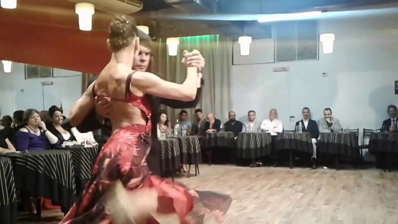 Video thumbnail for Bailaron Alejandra Hobert & Adrian Veredice, en la Milonga de Los Domingos. Part.2 - 19/03/17