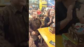 Download lagu Special Moment HWA di Keramaian Kafe. mp3