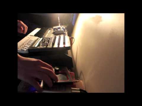 PhOniAndFlOrE - Stay Positive feat. Jereeko (Pacify LP) /// Live Mix