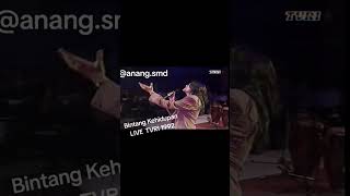 Download lagu Nike Ardilla Live Di TVRI Tahun 1992 mp3