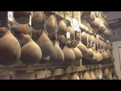 Siciliani Creativi - Come si fa il caciocavallo di Agnone - How caciocavallo cheese is made