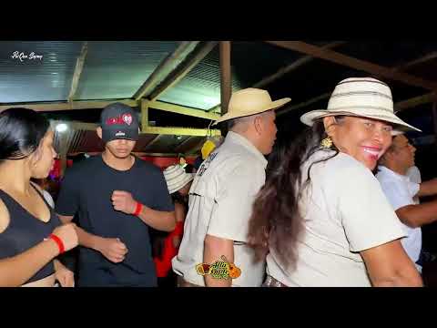 DAME UN CONSUELO VIGA TITO GUTIÉRREZ DESDE CLARAS ABAJO DE CAPIRA/Fiesta del Team los tipiqueros 