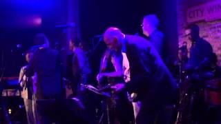 Poi Dog Pondering- Lackluster