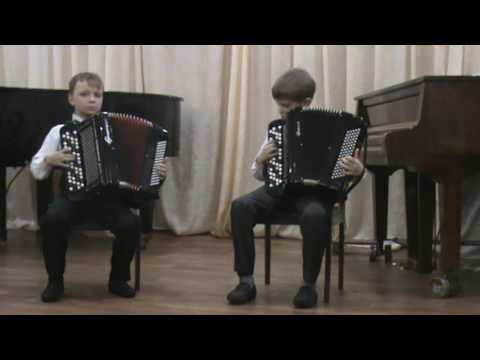 Дуэт баянистов в составе Андреев Максим и Бубнов Андрей