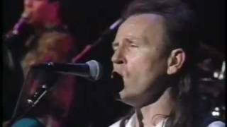 . Groovin' (Felix Cavaliere & Mark Farner + Ringo Starr)