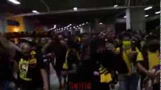 Download lagu Top 10 Ultras Malaya Chants 2013 mp3
