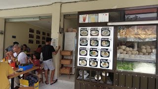 Kuliner Bakso di Bali - Bakso Viral di Canggu Ramainya Pakai Banget !!! Bakso Rudi Canggu