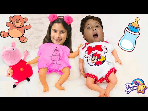 Maria Clara e JP voltam a ser bebês 👶 Maria Clara and JP pretend to play baby
