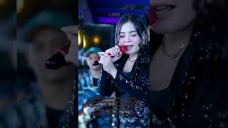 Download lagu story/status wa/whatsapp dangdut koplo Icha Kiswara - gerimis malam (literasi/sajak/puisi gerimis) mp3