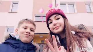 Pożegnanie z wychowawcą Panem Piotrem Ferenz- uczniowie klasy VIIIa