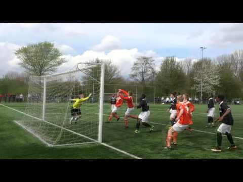 Joeri scoort ! 27 april 2013