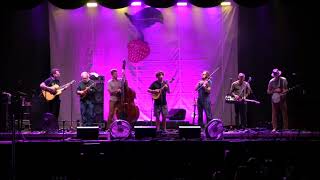 Cumberland Blues, They Love Each Other - K. Williams with The Infamous Stringdusters