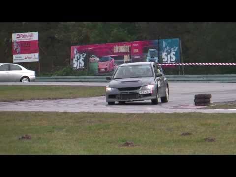 P. Łuczkiewicz - Mitsubishi Lancer EVO IX - SuperOES X El. - Tor Kielce 16-10-2010