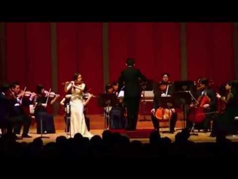 Kaori Fujii: Flute Concerto No. 2 in D K. 314 by W.A. Mozart - 2/3 / 藤井香織：フルート協奏曲第2番 第2楽章 [モーツァルト]