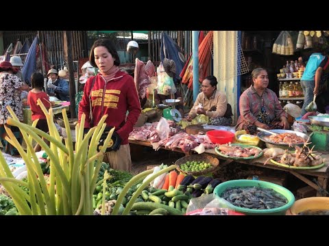 Everyday Fresh Foods @ Wat Po Local Market   Cambodian Market Food Tour In Siem Reap City.