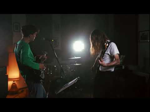 SUPER BESSE – VOSPOMINANIYA V NOCHI (LIVE AT CASTALIAN SPRING STUDIO)