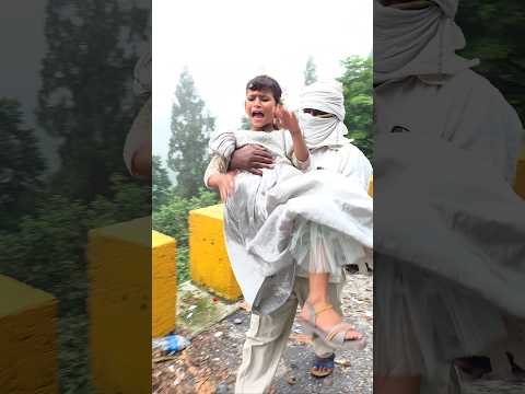 Dar Gaya Gundda 🤣 #shorts #tiktokvideo #funnyshorts #ytshaorts #shortsbeta