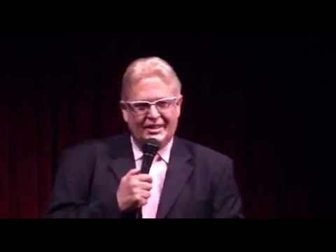 Vinko Šimek - Prvi slovenski stand-up komik (2009) --- https://kasete.wpdevcloud.com