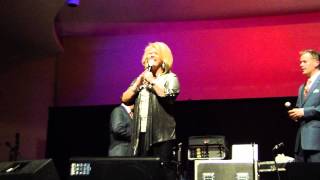 The Whisnants sing I'll Trust the Potter's Hand