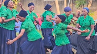 Download lagu DUTEGEREJE UMUNSI MUKURU #rebanonichoir #gospelrwanda mp3