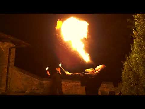 Fire show per matrimonio Torino, Spettacolo fuoco e Giocoleria