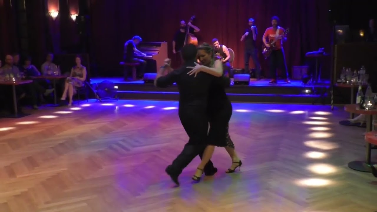 Leonel Mendieta y Gabi Gómez con El Cachivache - Vida Mia - Tango