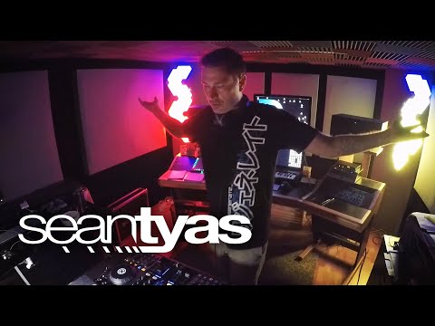 SEAN TYAS ▼ TRANSMISSION LIVE