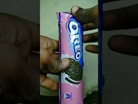 Oreo pink strawberry flavour  biscuits| Delicious #shorts #youtube #oreo #biscuit