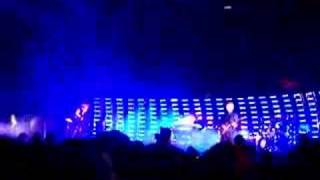 Coachella 2006 Massive Attack - False Flags