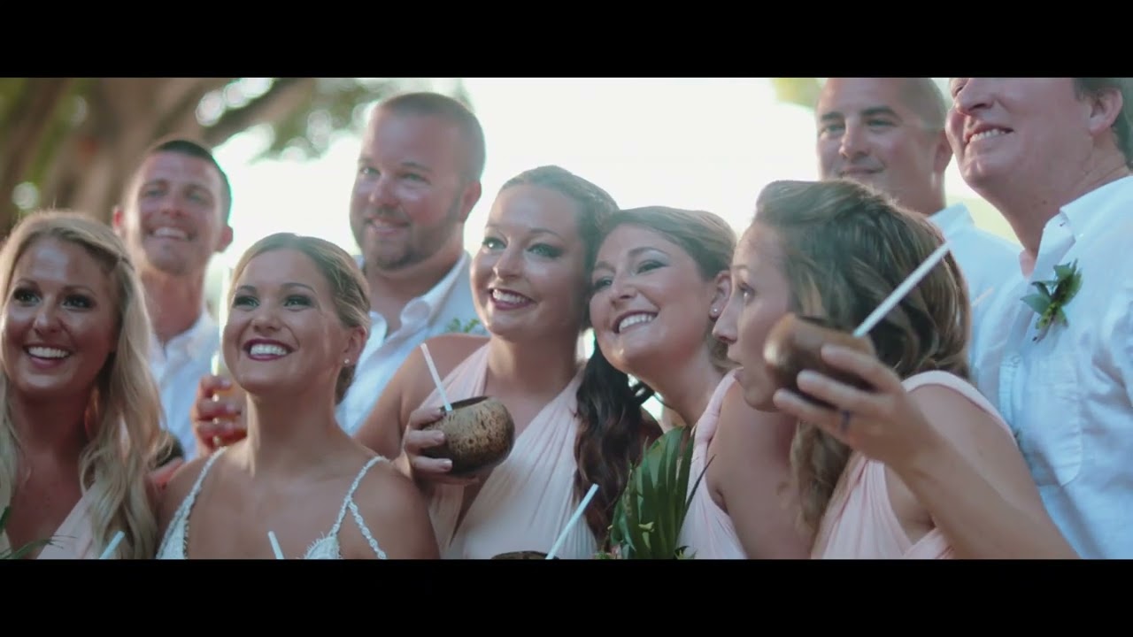 Tropical Micro-Wedding in Tamarindo Beach • Becky + Jay 