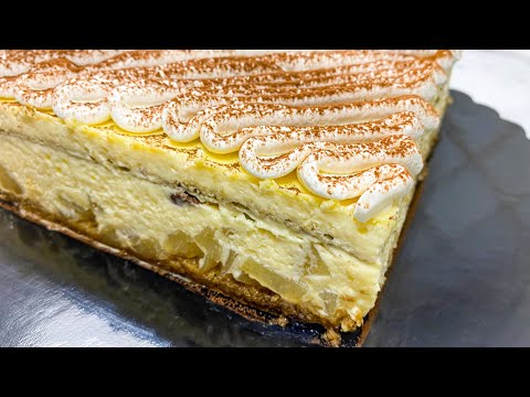 Tiramisù con composta di pere e biscuit alle mandorle