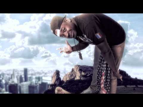 Video thumbnail for Marche pas sur mes Nike Air