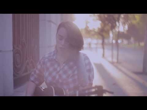 LaVitrola.cl: Javiera Hinrichs - Domingo