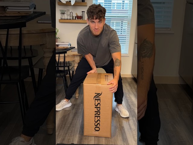 Vídeo relacionado con Nespresso Vertuo SVE850BTR4EBL1 Lattissima, sistema para recetas de café, cafetera para cápsulas Vertuo, 2,0 litros, por Sage, Black Truffle