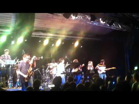 Snarky Puppy - Gone Under - Live in Oldenburg, germany (excerpt)
