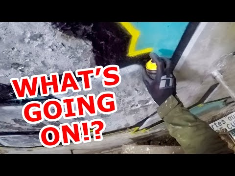 CHROME GRAFFITI in Abandoned Building - Weird Noises!?