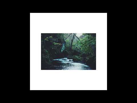 EARTH XO- L.O.M.  (Prod. Earth XO)( Chance The Rapper Type Beat)