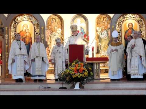 Chrystyna Dochwat, Iconographer receives medal from His Beatitude Sviatoslav