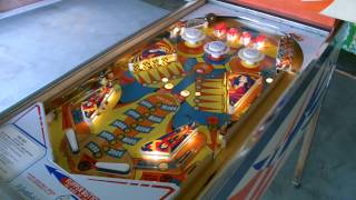 Gottlieb Far Out Pinball gameplay