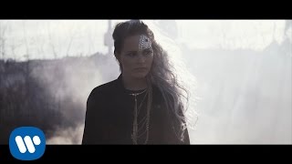 SANNI - Pojat feat. Tippa-T (virallinen musiikkivideo)