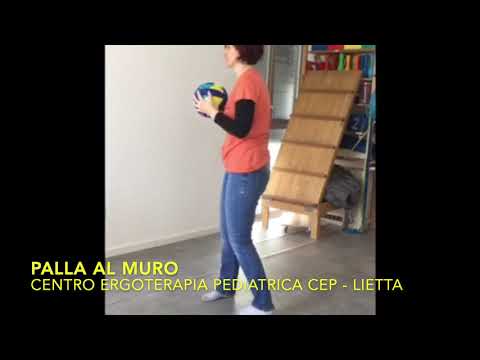 Palla al muro- un gioco tradizionale per allenare la coordinazione motoria- Ergoterapia Pediatrica