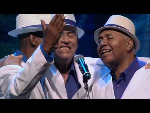 Zeca Pagodinho - Esta Melodia (part. Velha Guarda da Portela) (MTV Ao Vivo) [4K]