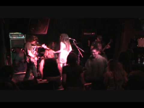 Tarrakian Live September 17th, 2009 at Annies Social Club (sf)