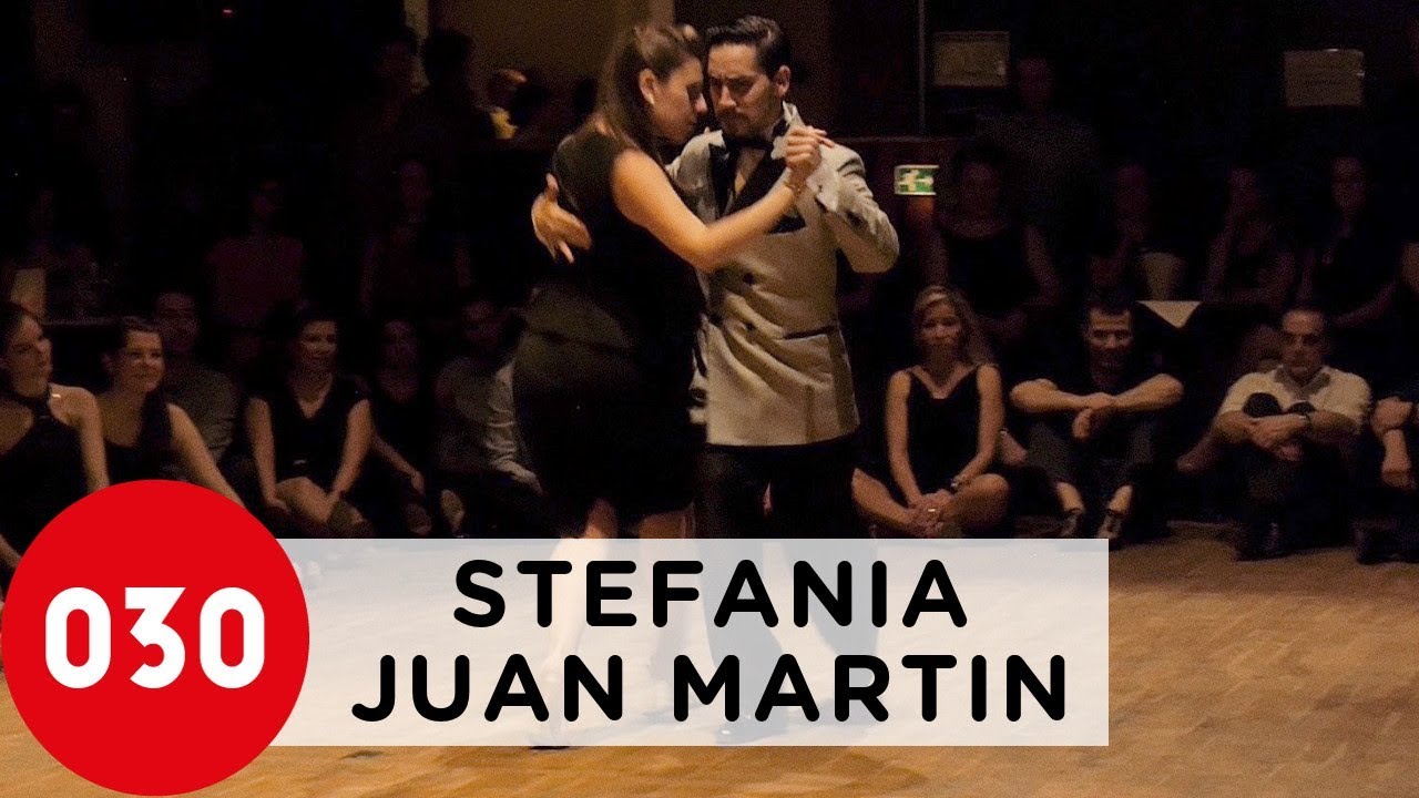 Juan Martin Carrara and Stefania Colina – Gallo ciego #JuanMartinStefania