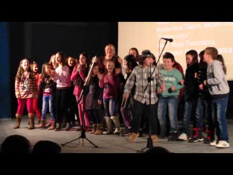 Nastavnicke prijatelke - decata i Vale vo cest na Tose