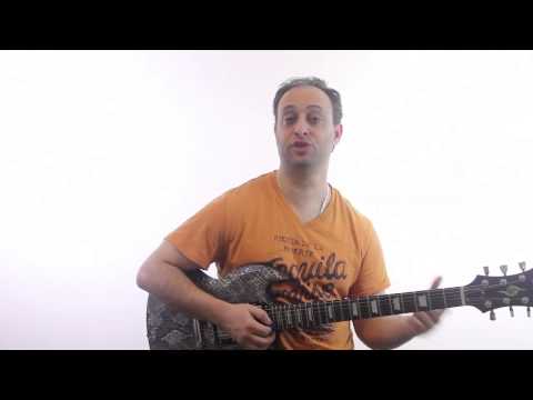 Blues Guitar Lick of the Day - Blues Lead Guitar Lesson