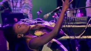 Havana World Music 2014 - Auntie Flo feat. Shingai Shoniwa (Gran Bretaña/Sud África ) parte 1/2