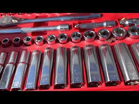 Milwaukee 56-pc 3/8 drive ratchet socket set review 97589