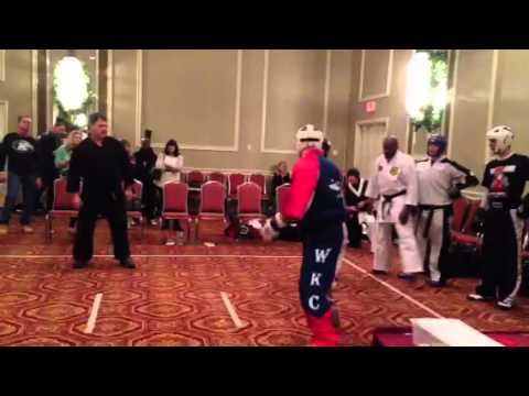 Kyle Petrosky(FKB) vs. Tommy Pitzen(USA)